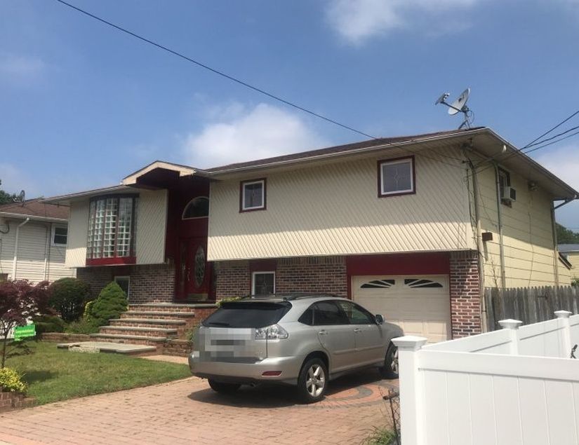 Hopatcong Ave, West Hempstead, NY Preejecucion 562,929 3 DO/ 2 BA