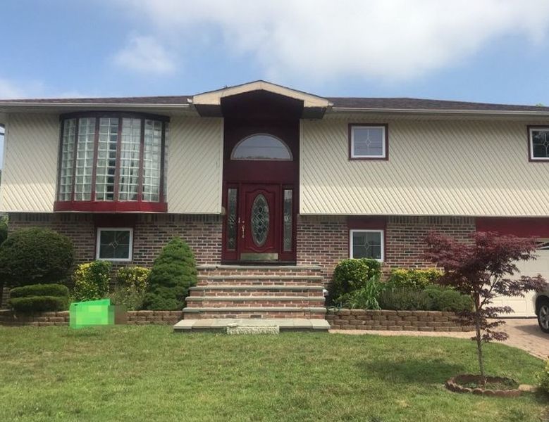 Hopatcong Ave, West Hempstead, NY Preejecucion 562,929 3 DO/ 2 BA