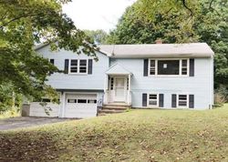 Ejecucion Prindle Ave - Ansonia, CT