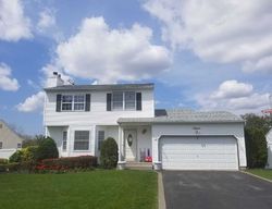 Ejecucion Sunbonnet Ln - Bellport, NY