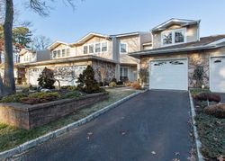 Ejecucion Fairfield Dr - Holbrook, NY