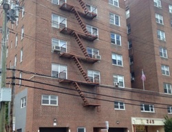 Ejecucion Bronx River Rd Apt 6a - Yonkers, NY