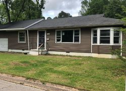 Ejecucion Pershing St - Poplar Bluff, MO