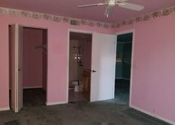 Ejecucion Arbor Lakes Dr W Apt 102 - North Fort Myers, FL