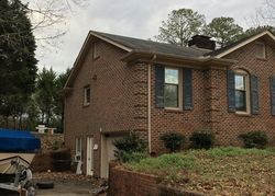 Ejecucion Cherrywood Dr - Greenville, NC