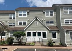 Ejecucion San Vincenzo Pl Apt 46 - Norwalk, CT