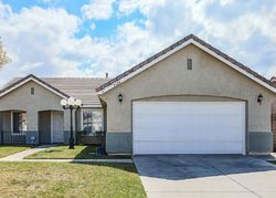 Ejecucion Viana Dr - Palmdale, CA