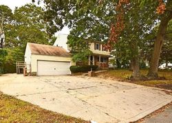 Ejecucion Lolly Ln - Centereach, NY