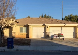 Ejecucion Palm Ln - Lancaster, CA