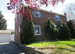 Ejecucion Hazelwood Ave - Clifton Heights, PA