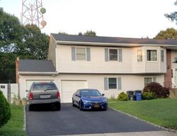 Ejecucion Foxboro Ave - Farmingville, NY