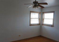 Ejecucion S Pulaski Rd Apt 3n - Oak Lawn, IL