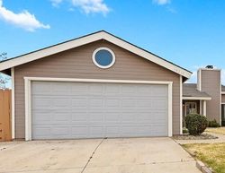 Ejecucion Rosewood Dr - Hesperia, CA