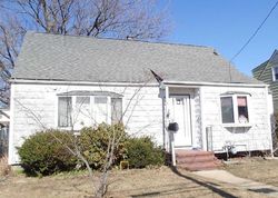 Ejecucion Wellfleet Rd - East Rockaway, NY