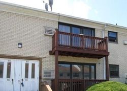 Ejecucion Sneden Pl W Unit 67 - Spring Valley, NY