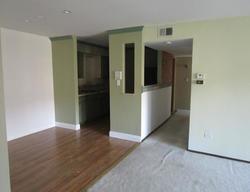 Ejecucion Knoll Valley Dr Apt 203 - Willowbrook, IL