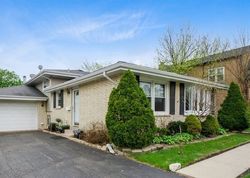 Ejecucion Oakton St - Park Ridge, IL