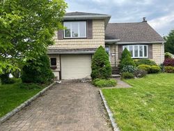 Ejecucion Marbourne Rd - Bethpage, NY