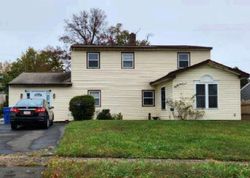 Ejecucion Appletree Dr - Levittown, PA