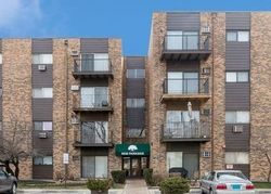 Ejecucion N Parkside Ave Apt 204 - Des Plaines, IL