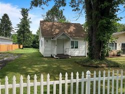 Ejecucion Moneta Ave - Aurora, OH