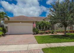Pre-ejecucion Se Sleepy Hollow Ln - Stuart, FL