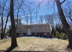 Pre-ejecucion Twin Lakes Dr - Monsey, NY