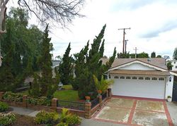 Pre-ejecucion Thunderbird Ln - Stanton, CA