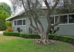 Pre-ejecucion Bowling Green Dr - Costa Mesa, CA