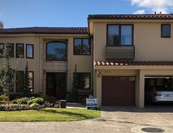 Pre-ejecucion Encino Ln - Encino, CA
