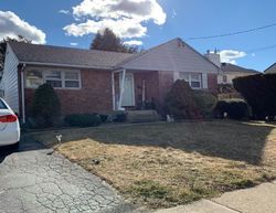 Pre-ejecucion S 1st St - Bethpage, NY