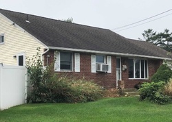 Pre-ejecucion Pine Ave - West Islip, NY
