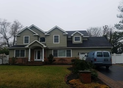 Pre-ejecucion Sterling Dr - Lake Grove, NY