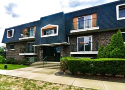 Pre-ejecucion Sanders Rd Apt 2d - Northbrook, IL