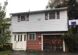 Pre-ejecucion Capri Rd - Centereach, NY