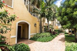 Pre-ejecucion N Flagler Dr Apt 204 - West Palm Beach, FL