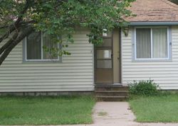 Pre-ejecucion E Avenue B - Hutchinson, KS