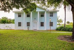 Pre-ejecucion W Lake Dr - West Palm Beach, FL