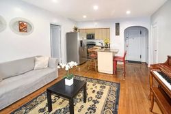 Pre-ejecucion W 12th St Apt 1a - New York, NY