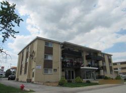 Pre-ejecucion W 95th St Apt 2e - Hickory Hills, IL