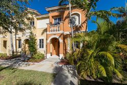 Pre-ejecucion Sw 17th Ct - Hollywood, FL