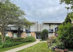 Pre-ejecucion E Old Willow Rd Apt 103 - Prospect Heights, IL
