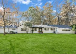 Pre-ejecucion Winding Brook Dr - Larchmont, NY